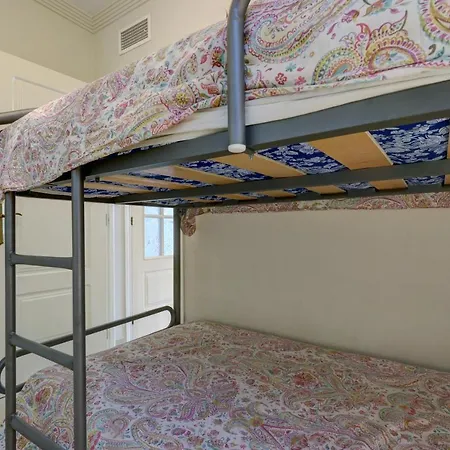 First Line Apartment *