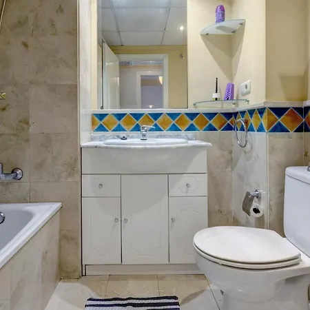 First Line ماربيا